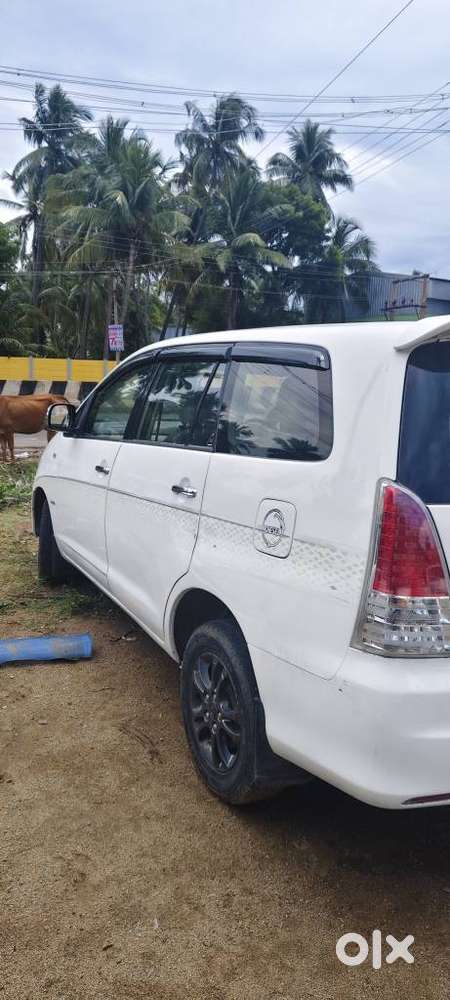 Toyota Innova 2.5 V 7 Str, 2012, Diesel