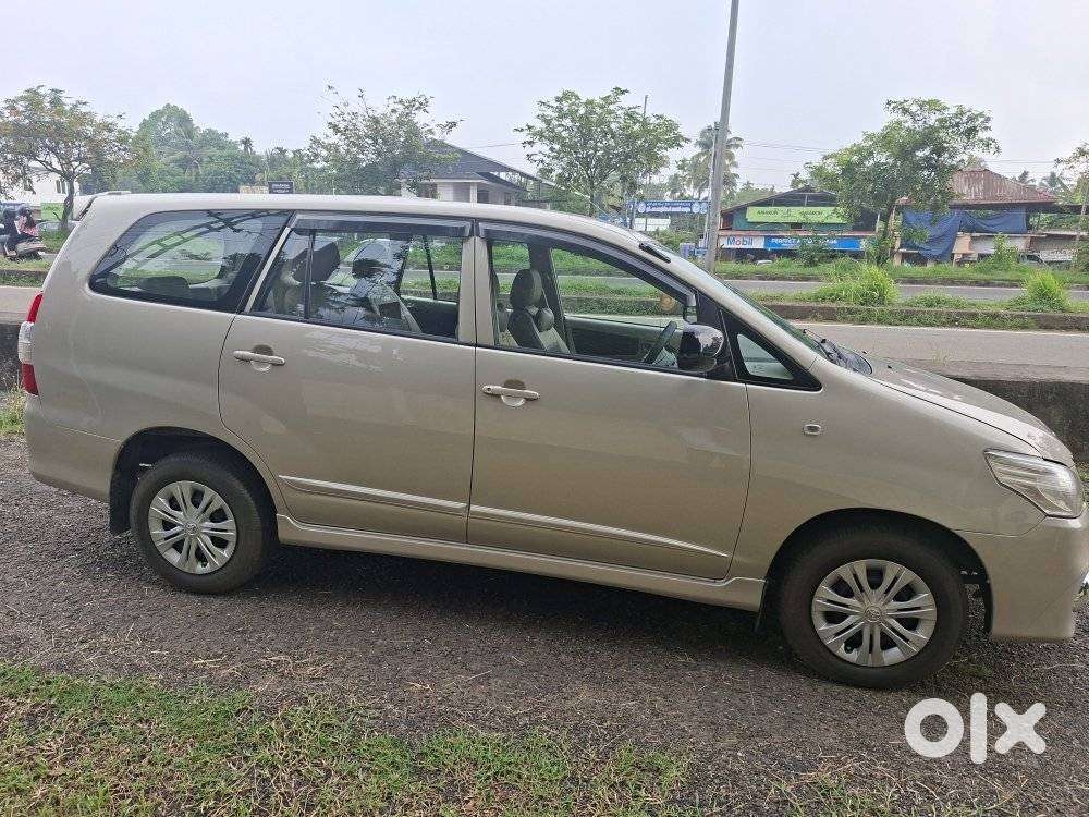 Toyota Innova 2.5 G (diesel) 7 Seater, 2014, Diesel