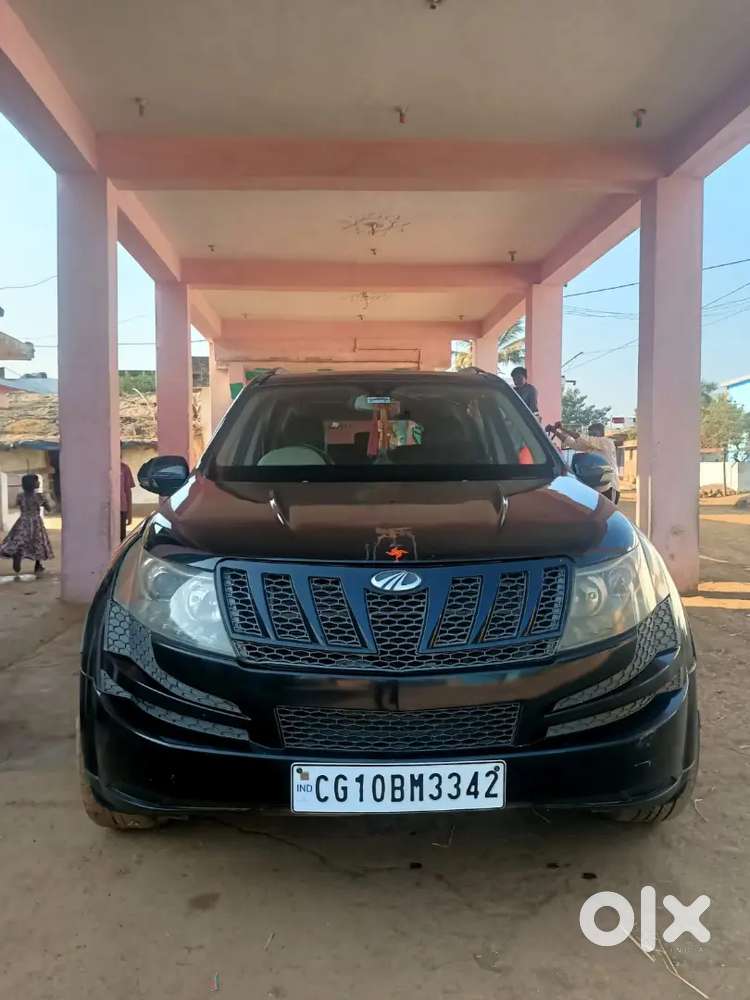 Mahindra Xuv500 2013 Diesel 15000 Km Driven