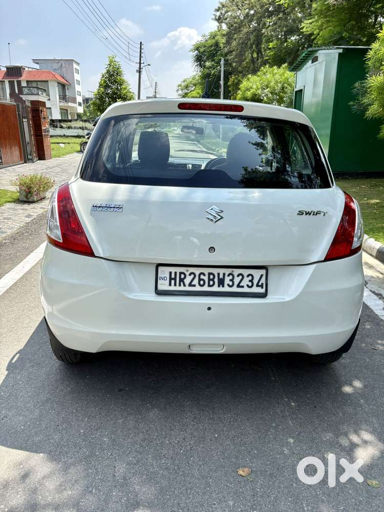 Maruti Suzuki Swift Lxi Option, 2012, Petrol