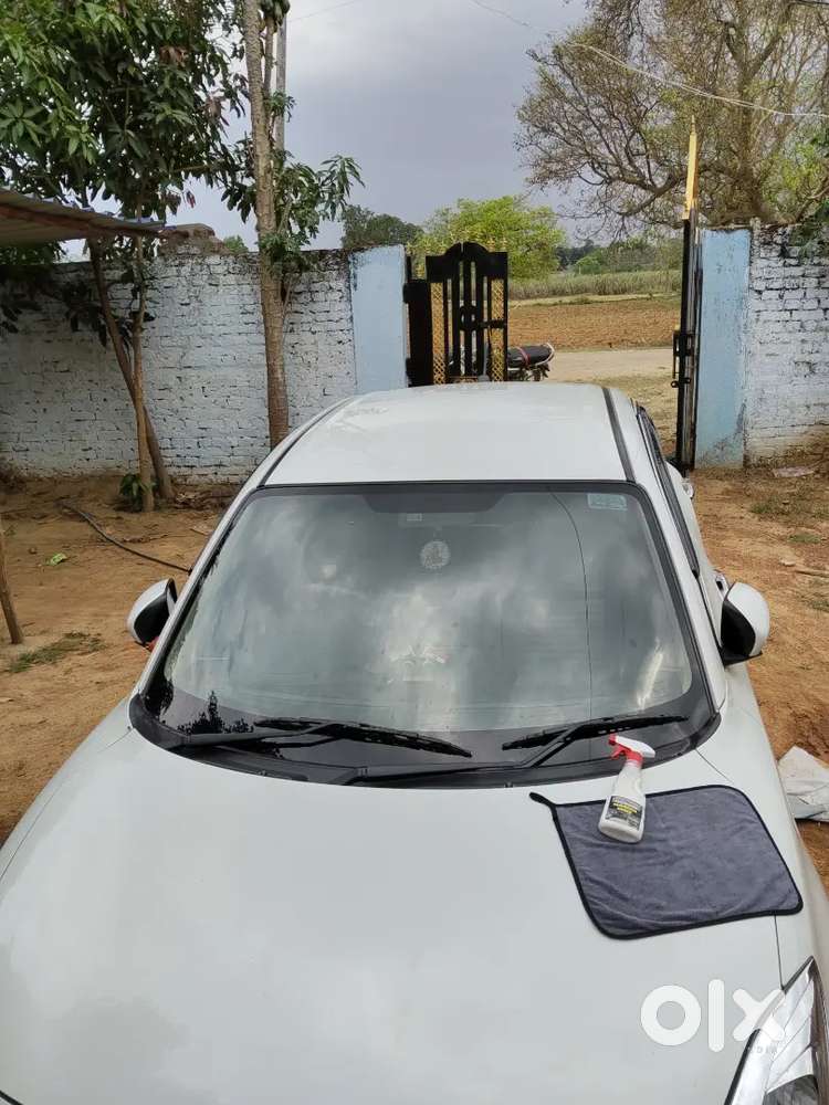 All Peper Okay No Scratch Full Condition Ac Work Good Condition