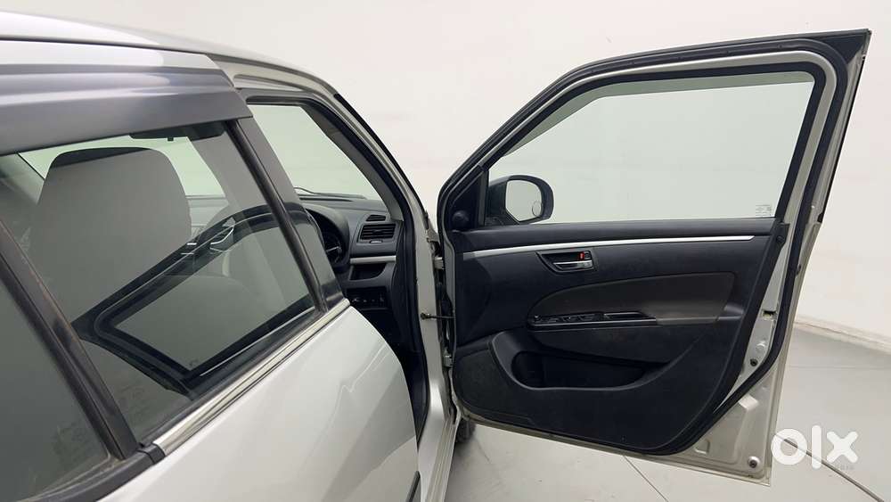 Maruti Suzuki Swift Vvt Vxi, 2015, Petrol
