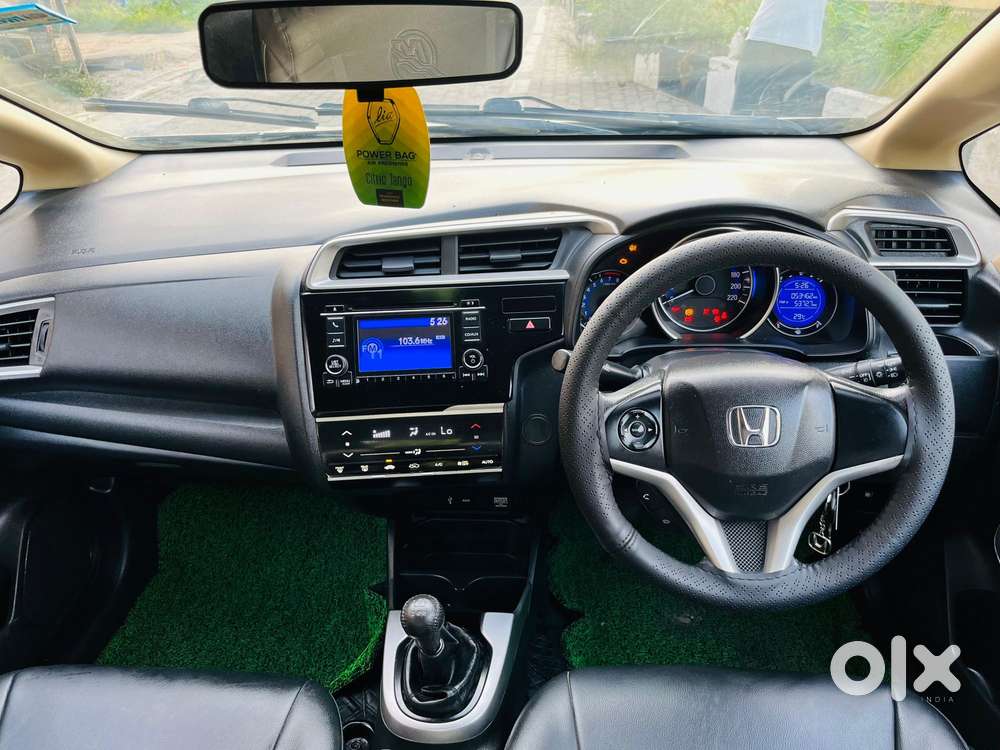Honda Jazz V Cvt, 2017, Petrol