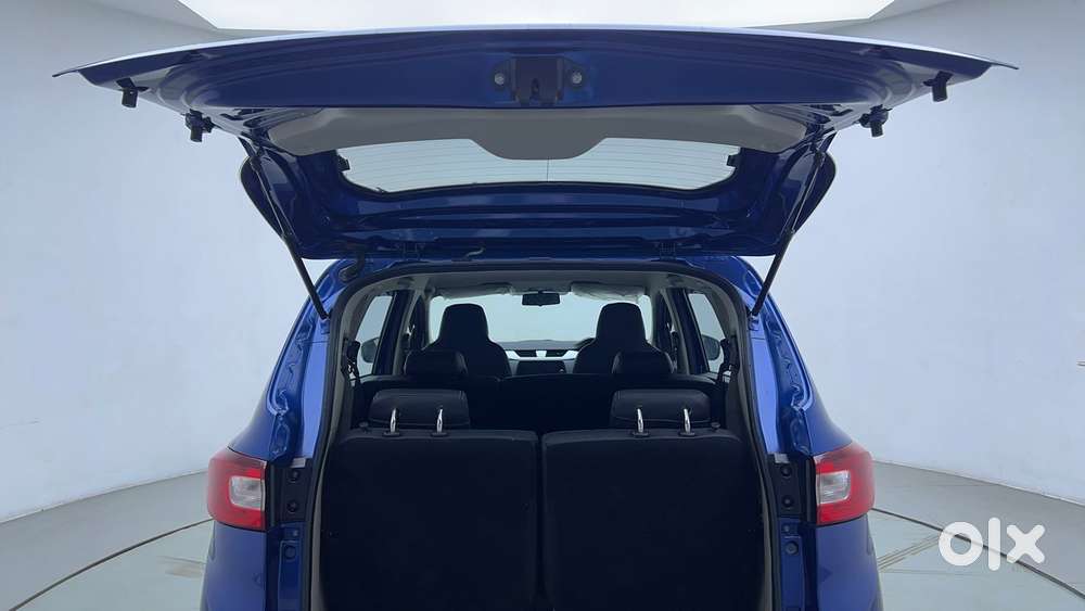 Renault Triber Rxz Easy-r Amt, 2023, Petrol