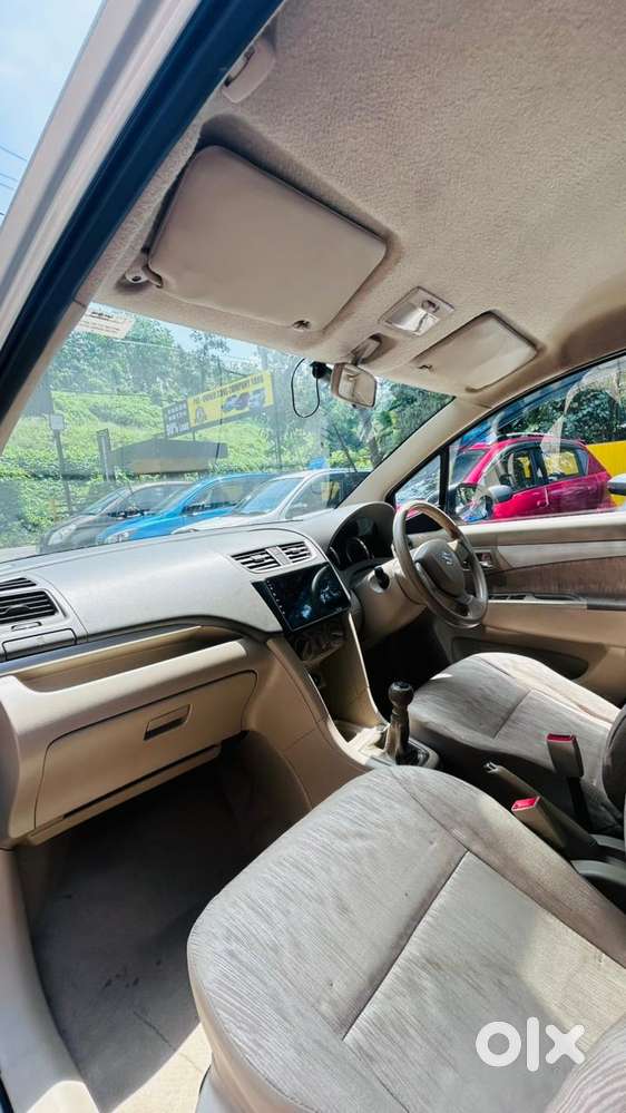 Maruti Suzuki Ertiga Vxi Abs Bs Iv, 2015, Petrol
