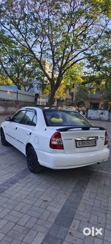 Hyundai Accent 1.5 Gle, 2011, Cng & Hybrids
