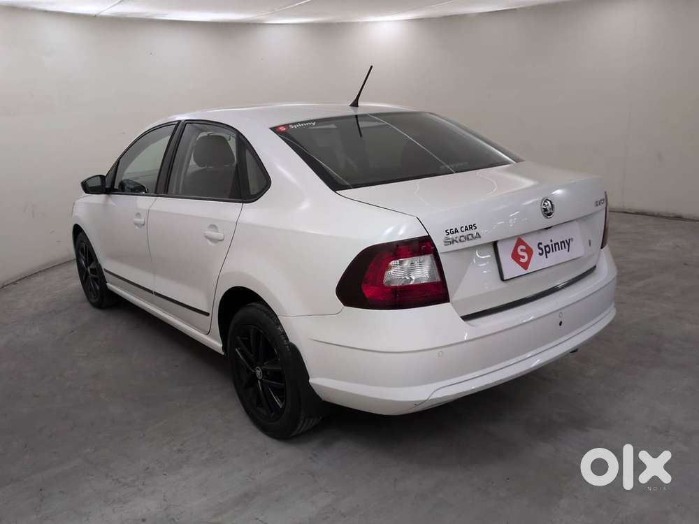 Skoda Rapid 1.0 Ambition Tsi At, 2021, Petrol