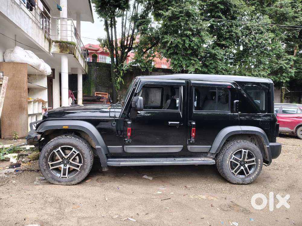 Mahindra Thar Roxx Diesel 2025