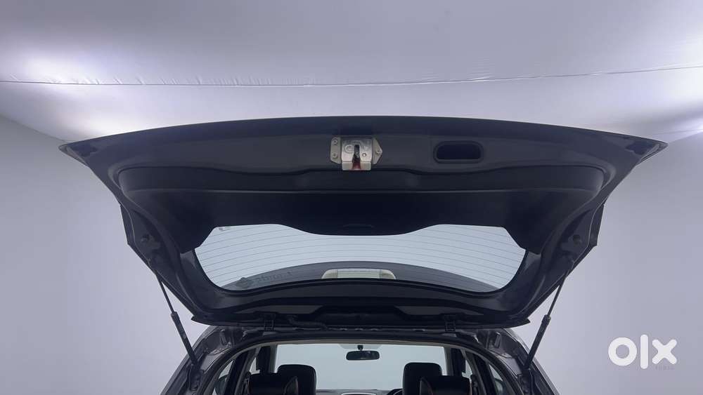 Maruti Suzuki Vitara Brezza 1.5 Vxi, 2020, Petrol
