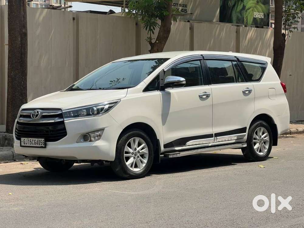 Toyota Innova Crysta 2.8z Automatic, 2017, Diesel