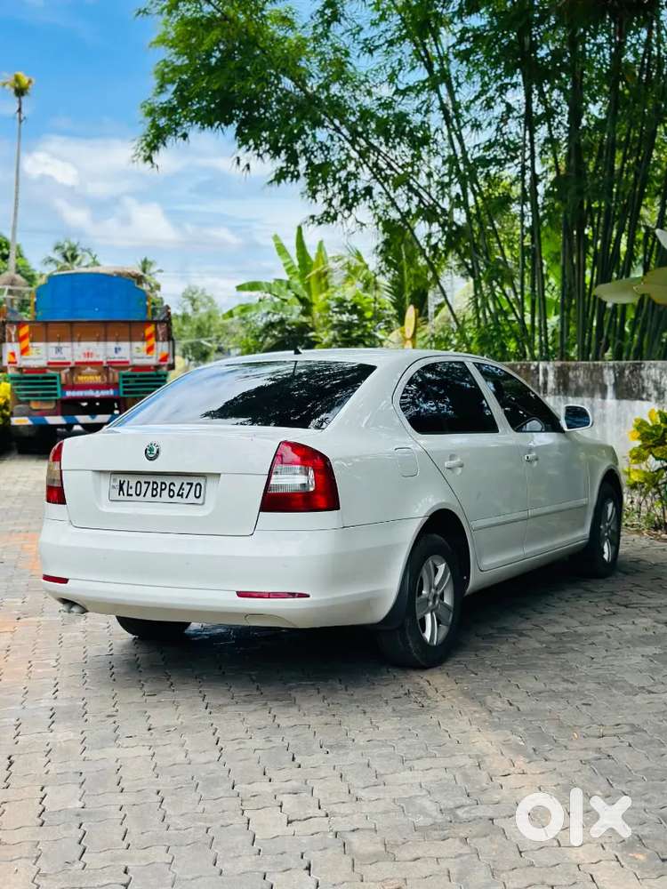 Skoda Laura 2 Litter Manual 2010 New Papers Family Use