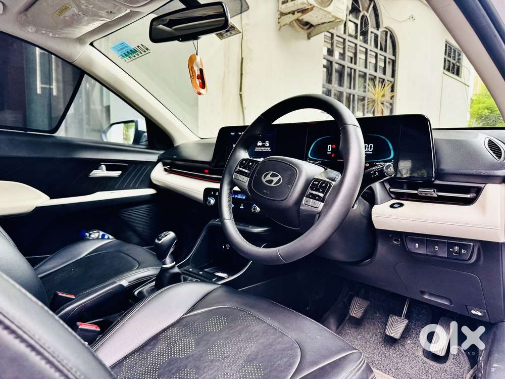 Hyundai Verna 1.5 Sx (o) Vtvt, 2025, Petrol