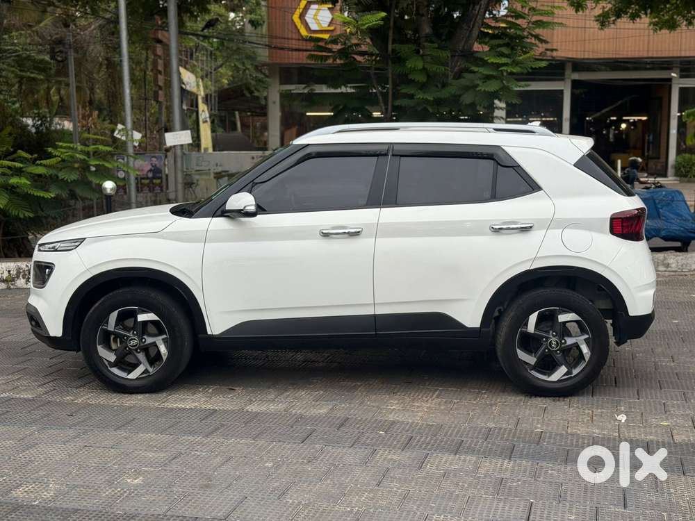 Hyundai Venue Sx Plus Turbo Dct, 2021, Petrol