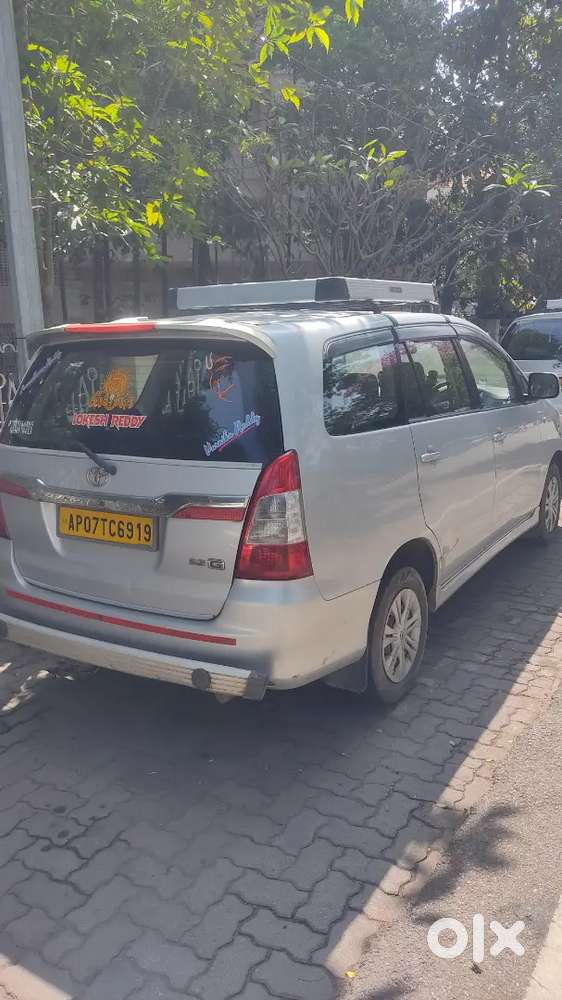 Toyota Innova 2013 Suv