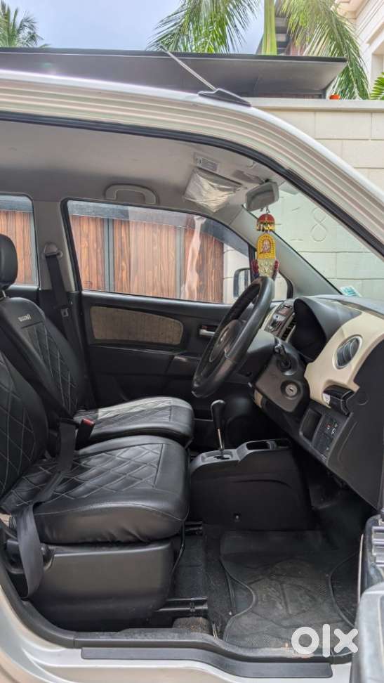 Maruti Suzuki Wagon R Stingray 1.0 Vxi Plus Amt, 2017, Petrol