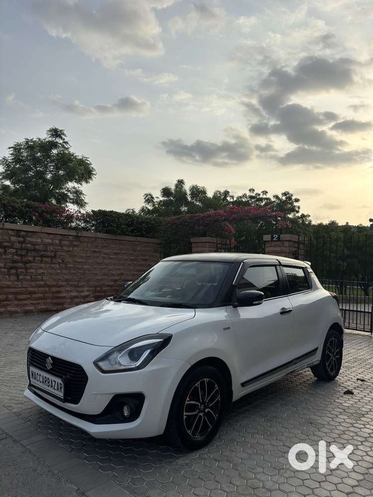 Maruti Suzuki Swift Dzire Zdi + Amt, 2018, Diesel