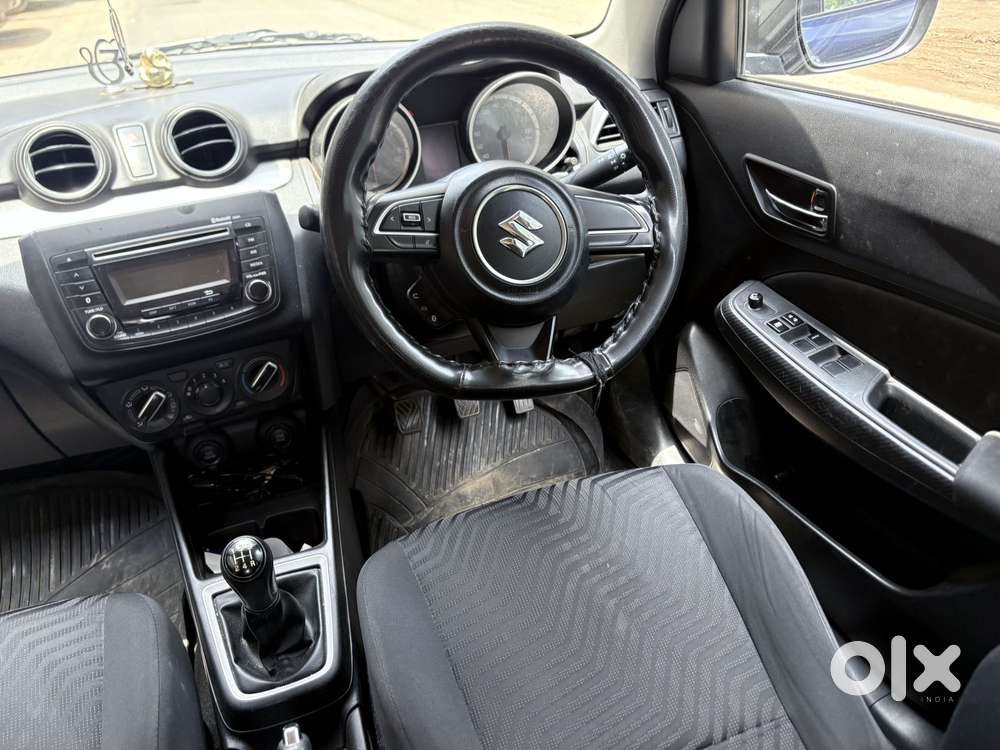 Maruti Suzuki Swift Vvt Vxi, 2021, Petrol