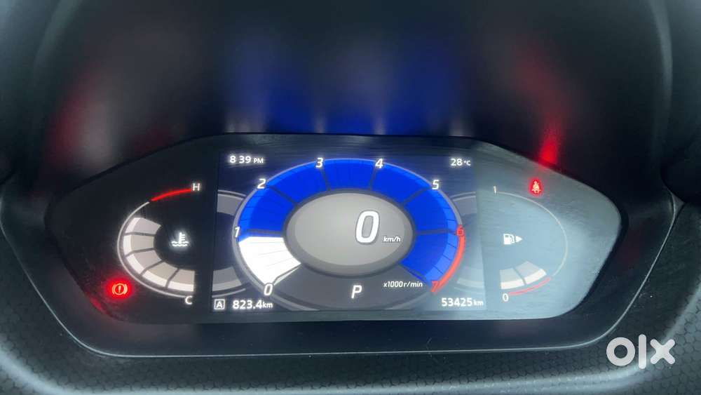 Nissan Magnite 1.0 Xv Premium Turbo Cvt, 2021, Petrol