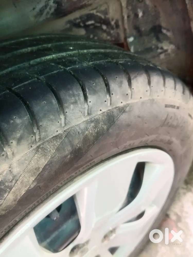 Honda Mobilio Diesel 2016 Model Tyre 95% Condition Better