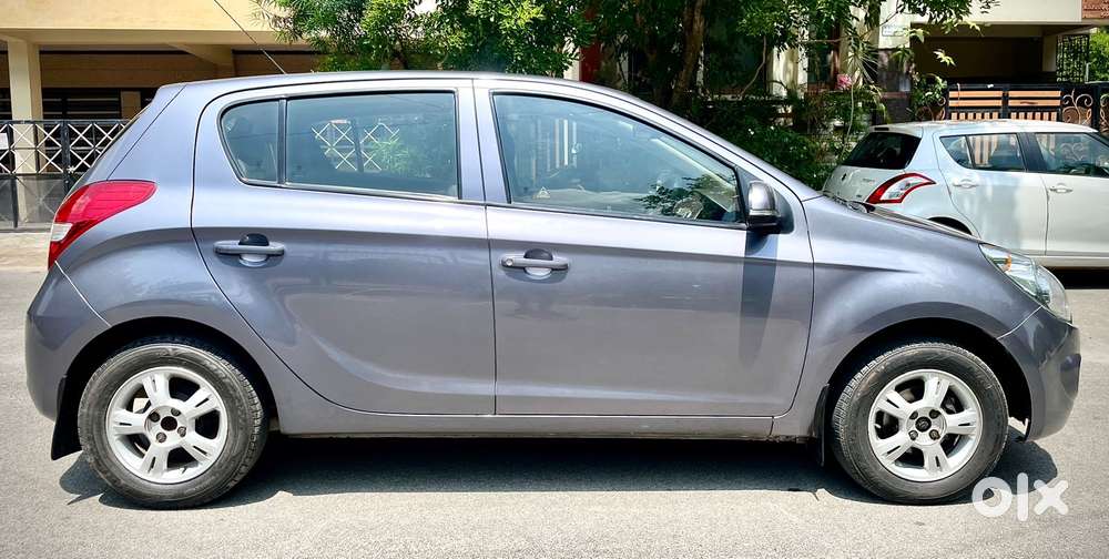 Hyundai I20 Sportz 1.2 Bs-iv, 2011, Petrol