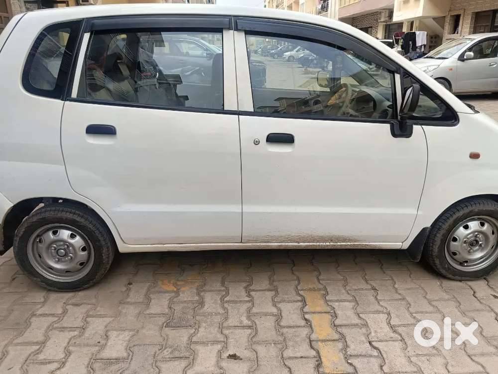 Maruti Suzuki Estilo Lxi 2009