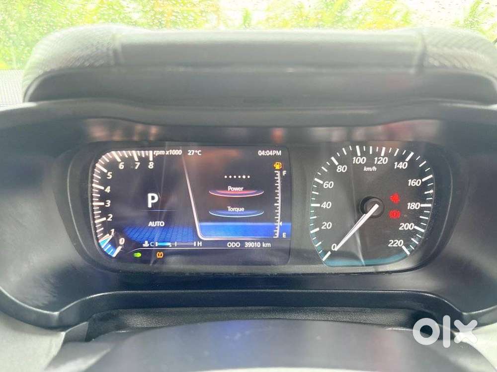 Tata Altroz 1.2 Xz Plus Petrol, 2025, Petrol