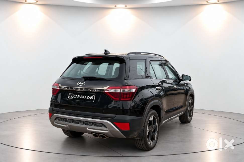 Hyundai Alcazar Platinum, 2023, Petrol