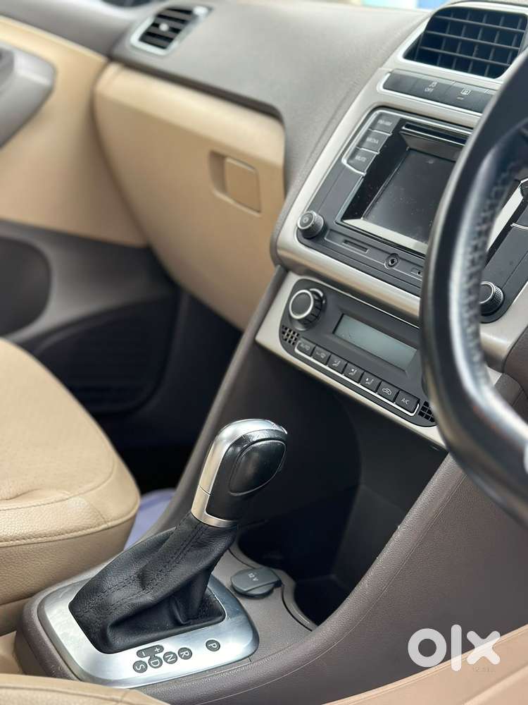 Volkswagen Vento 1.2 Tsi Highline Plus At, 2016, Petrol