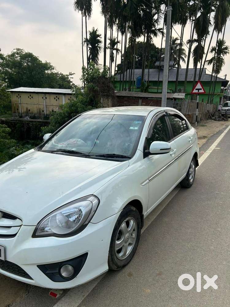 Hyundai Verna 2011 Petrol Well Maintained