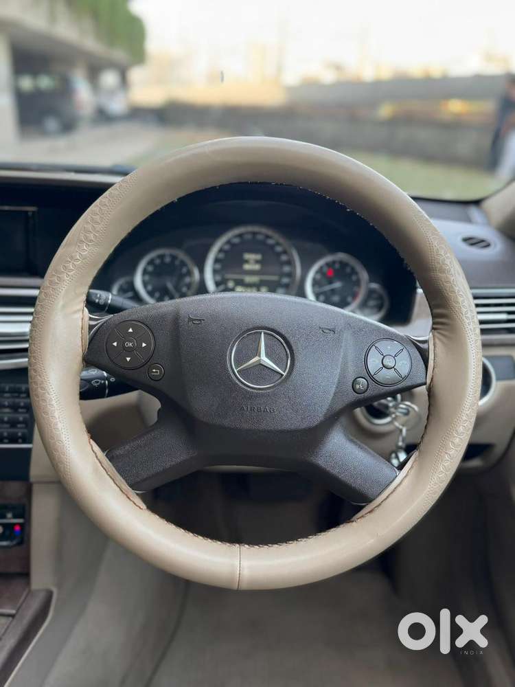 Mercedes-benz E-class E200 Cgi Elegance, 2012, Petrol