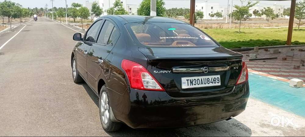 Nissan Sunny December 2013 Diesel 92000 Km Driven