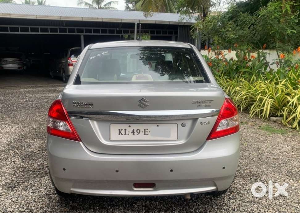 Maruti Suzuki Swift Dzire 1.2 Vxi Bsiv, 2014, Petrol