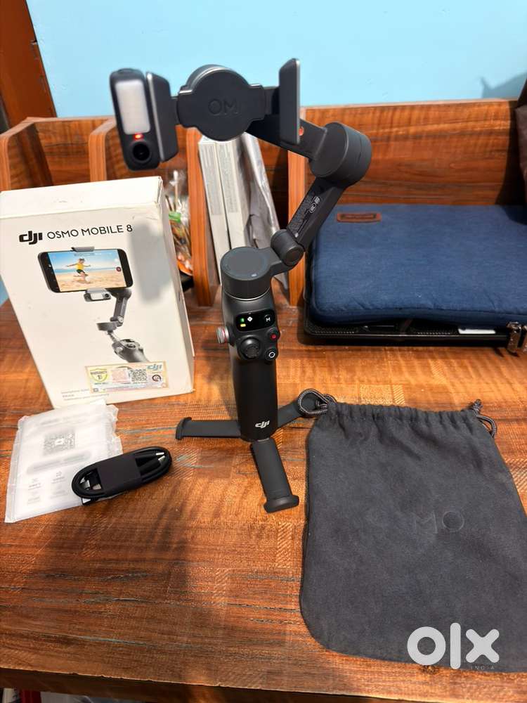 Dji osmo mobile 8  price 9500 only