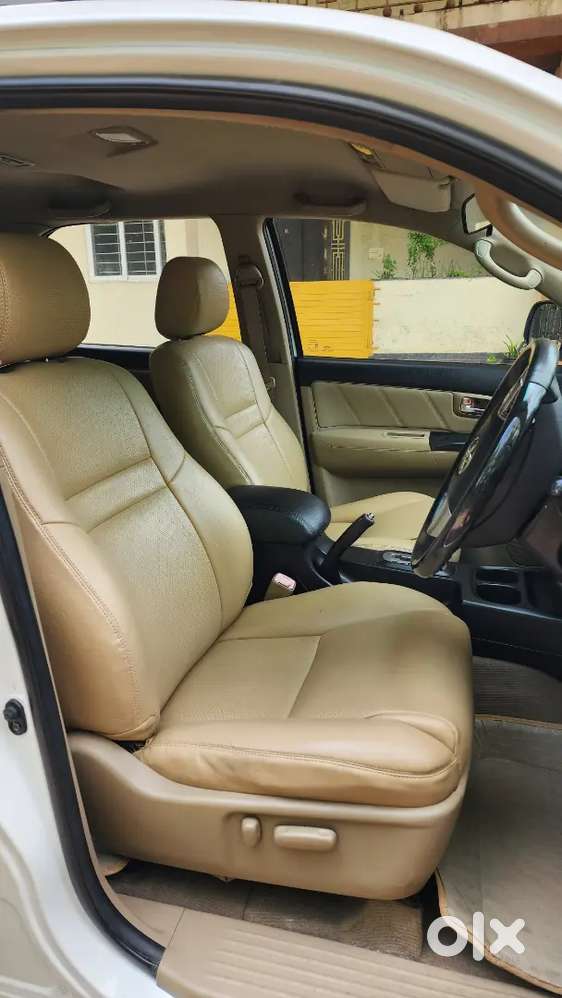Toyota Fortuner Diesel At 2013
