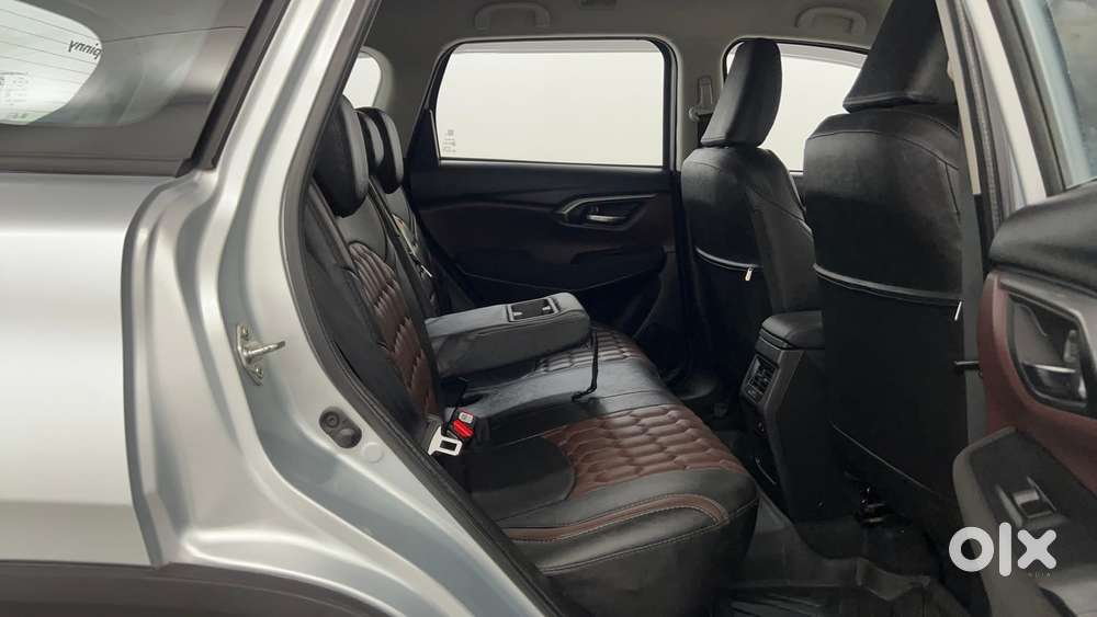 Maruti Suzuki Grand Vitara 1.5 Delta Smart Hybrid, 2025, Petrol