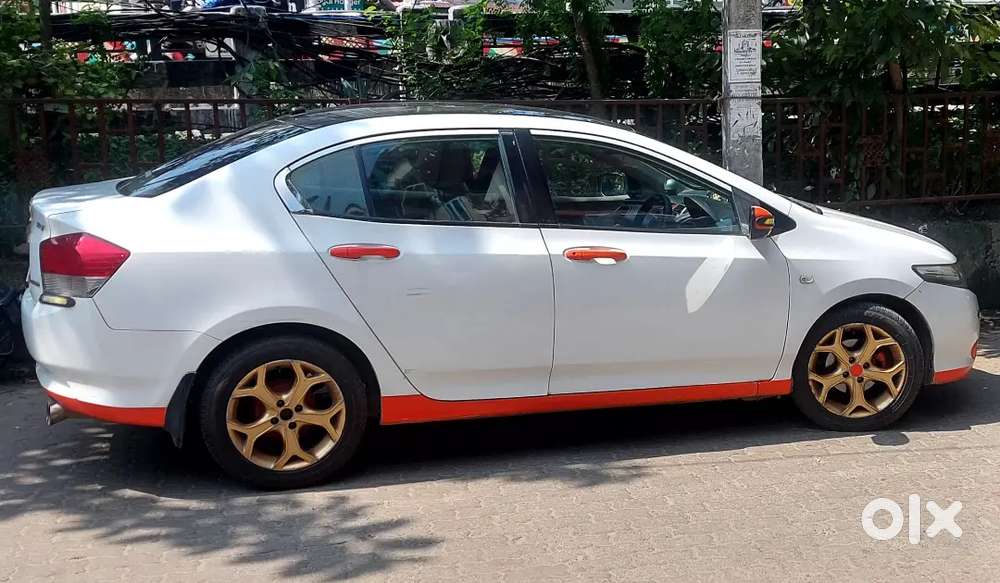 Fully Modified Honda City With Comet Silencer