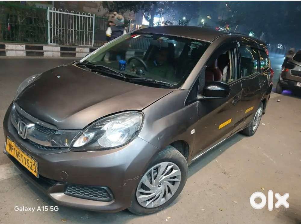 Honda Mobilio 2016 Cng & Hybrids Good Condition