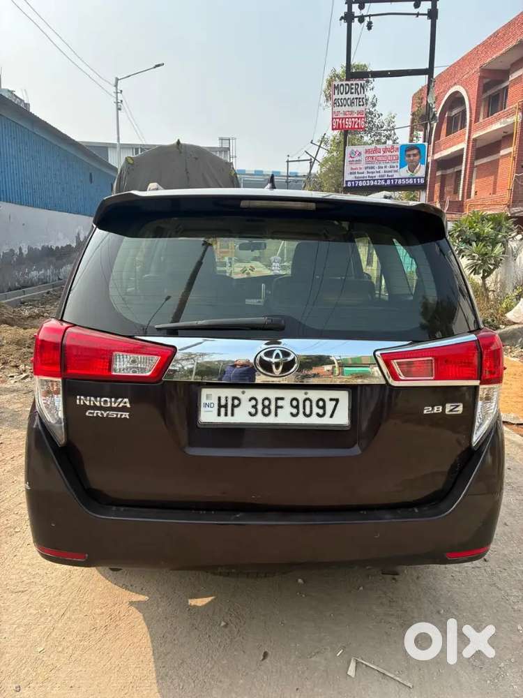 Toyota Innova Crysta