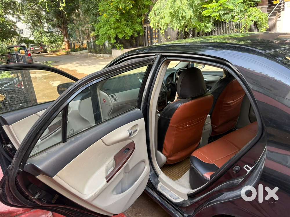 Toyota Corolla Altis 2011 Km Driven Car