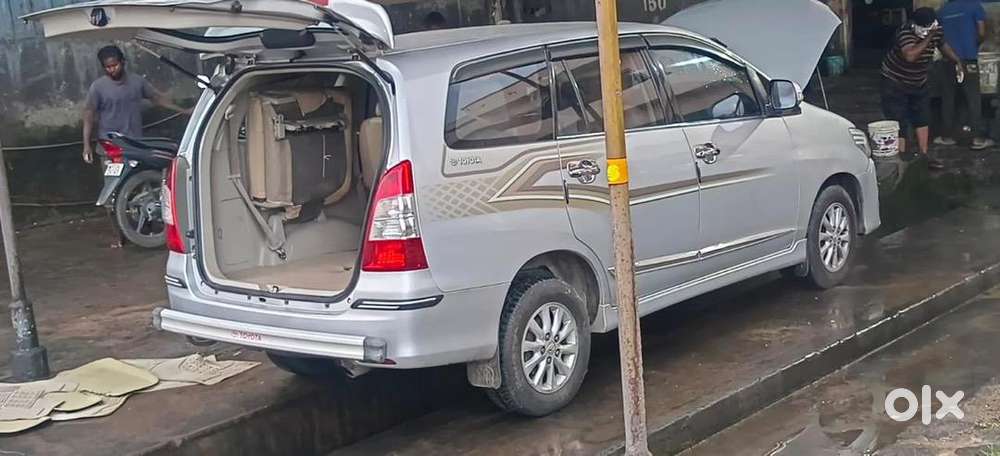 Toyota Innova 2013 Diesel Well Maintained