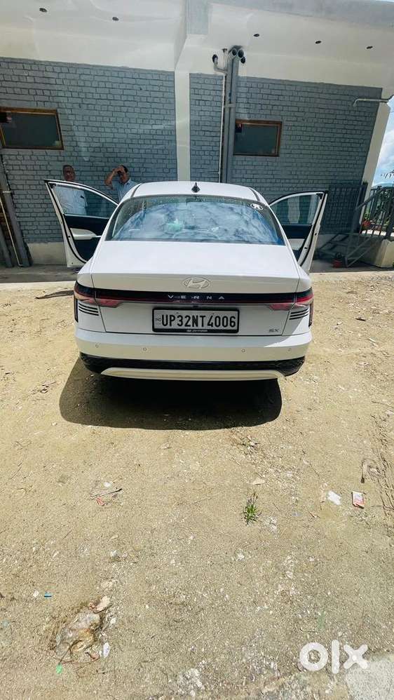 Hyundai Verna 2023 Petrol Well Maintained