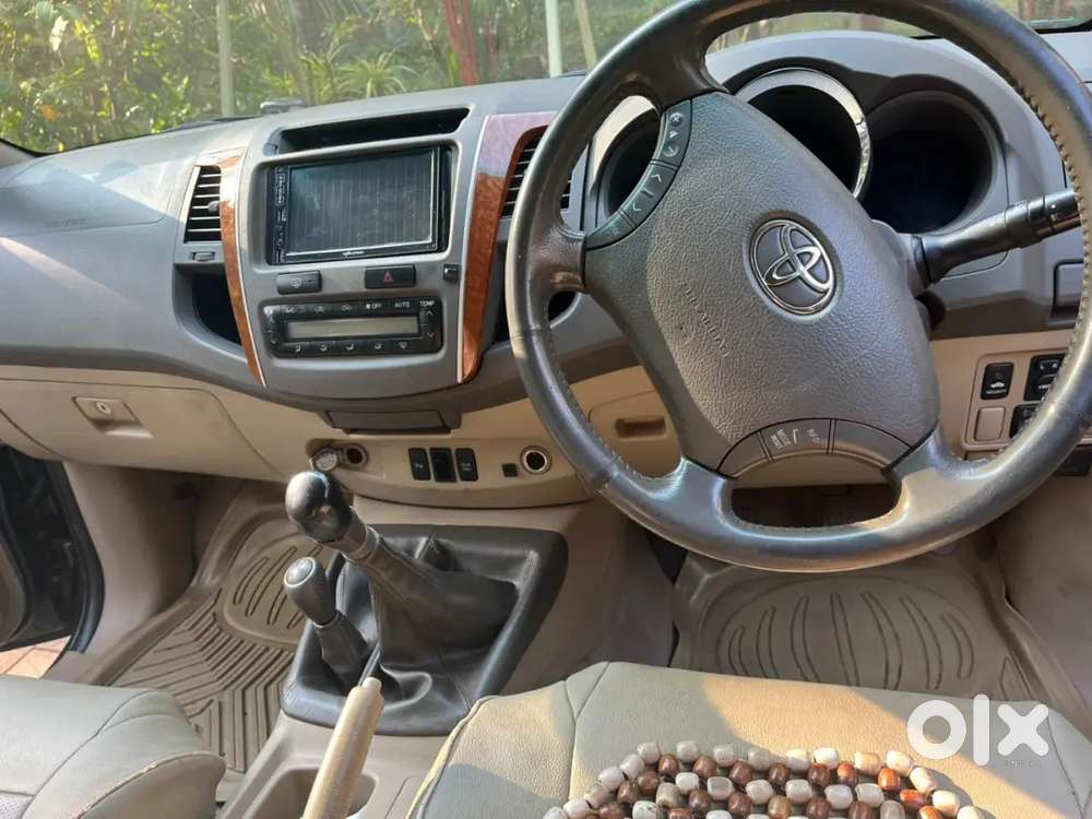 Toyota Fortuner Legender 2009 Diesel 201800 Km Driven