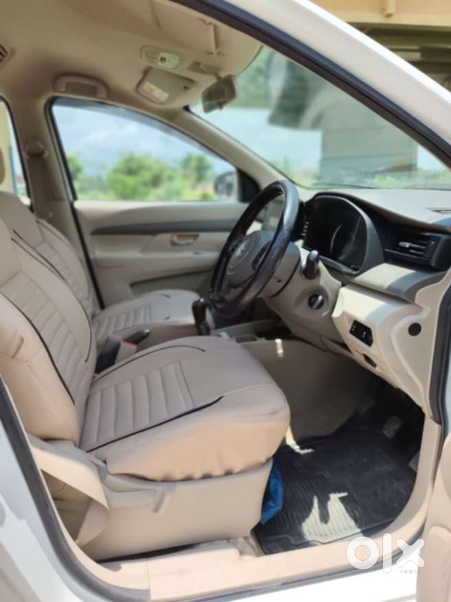 Maruti Suzuki Ertiga 1.5 Vxi, 2023, Petrol