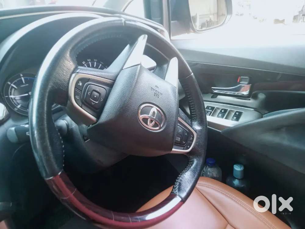 Toyota Innova Crysta 2017 Diesel 185033 Km Driven