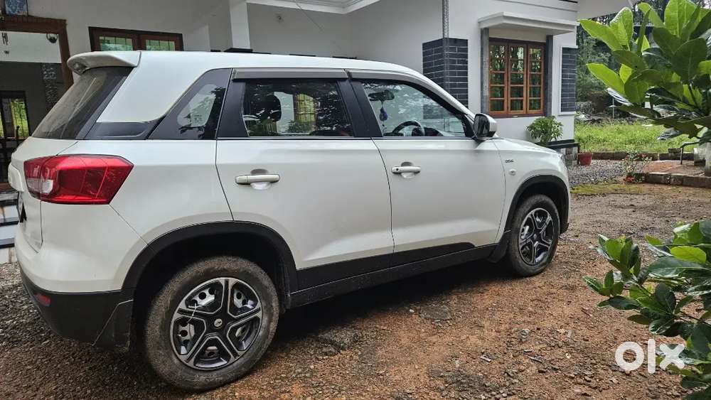 2nd Owner Maruti Brezza Ldi