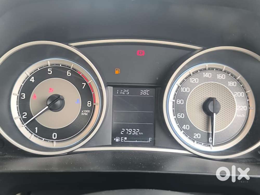 Maruti Suzuki Swift Dzire Zxi + Mt, 2024, Petrol