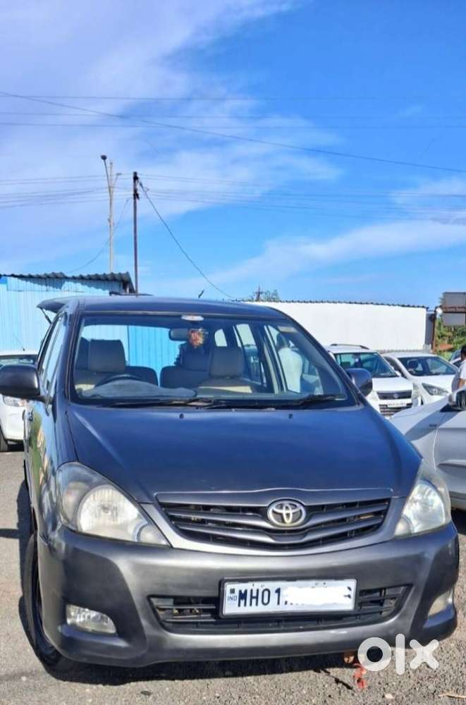 Toyota Innova 2.5 G (diesel) 8 Seater, 2010, Diesel