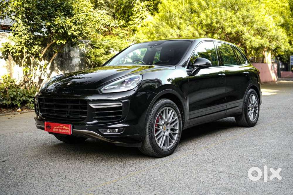 Porsche Cayenne Turbo S, 2015, Petrol