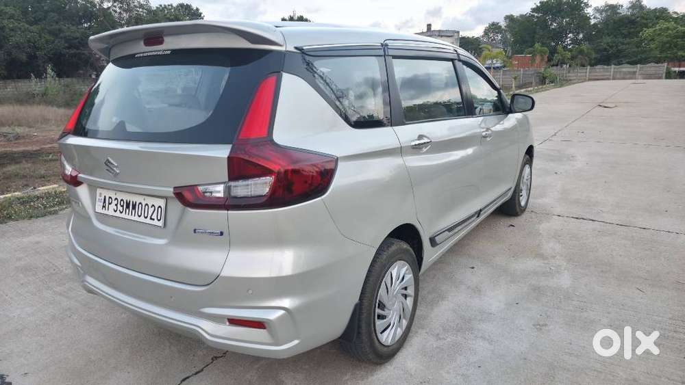 Maruti Suzuki Ertiga Vxi Shvs, 2022, Petrol
