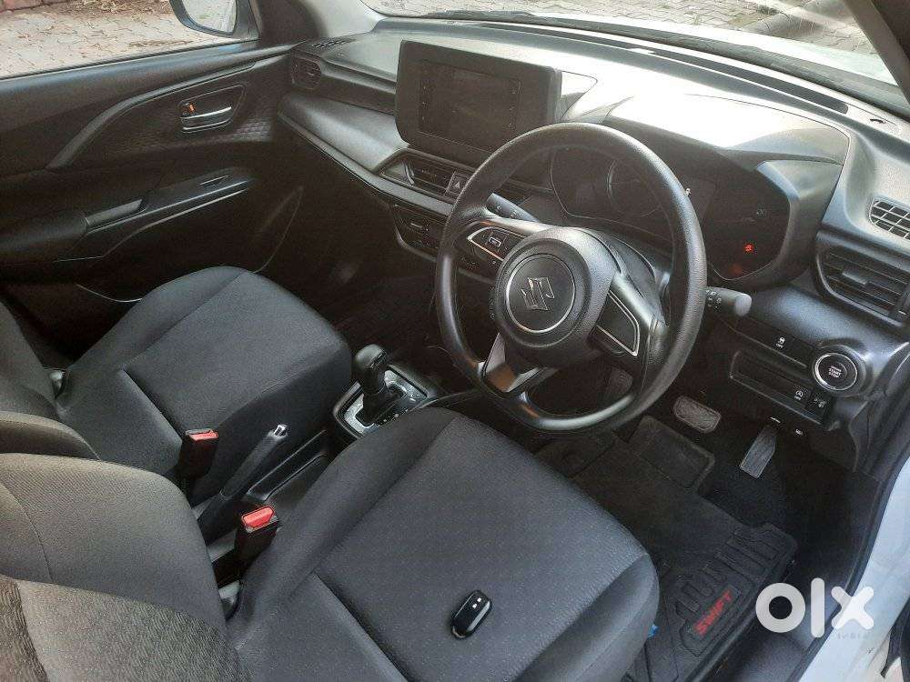 Maruti Suzuki Swift Vxi Ags, 2025, Petrol